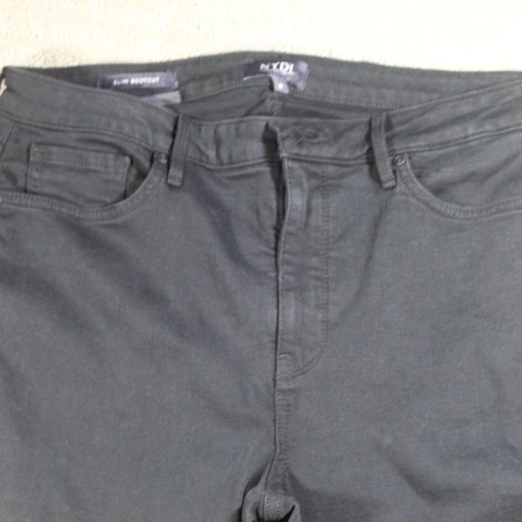 NYDJ Size 8 Black Slim Bootcut Sure Stretch LiftxTuck Technology High Rise Jeans - Picture 2 of 8